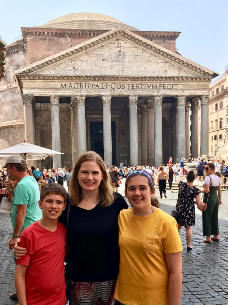 Woman with boy and girl in front of Pantheon in Rome