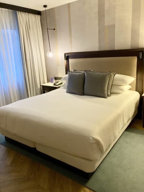 A bed in a hotel room at Hyatt Regency Hesperia Madrid