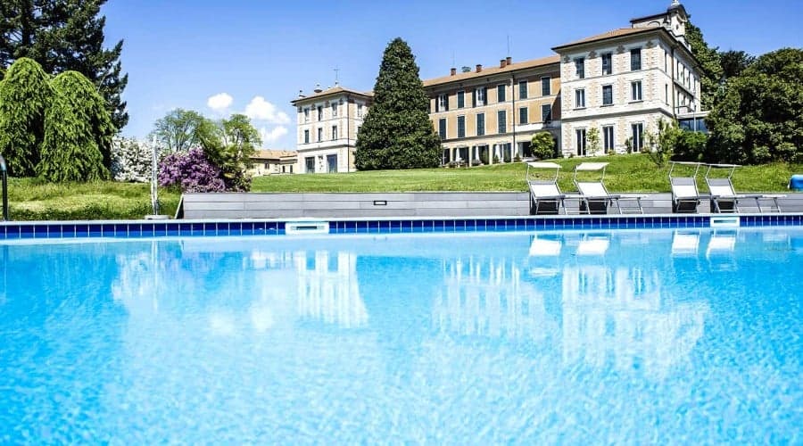 View of Villa Borghi in Italy from the pool